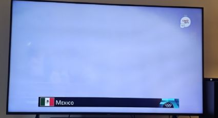 Chorro de agua arruina la presentación de México en París 2024