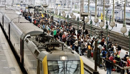 Sabotaje colapsa vías del tren en Francia a horas del inicio de los Juegos Olímpicos