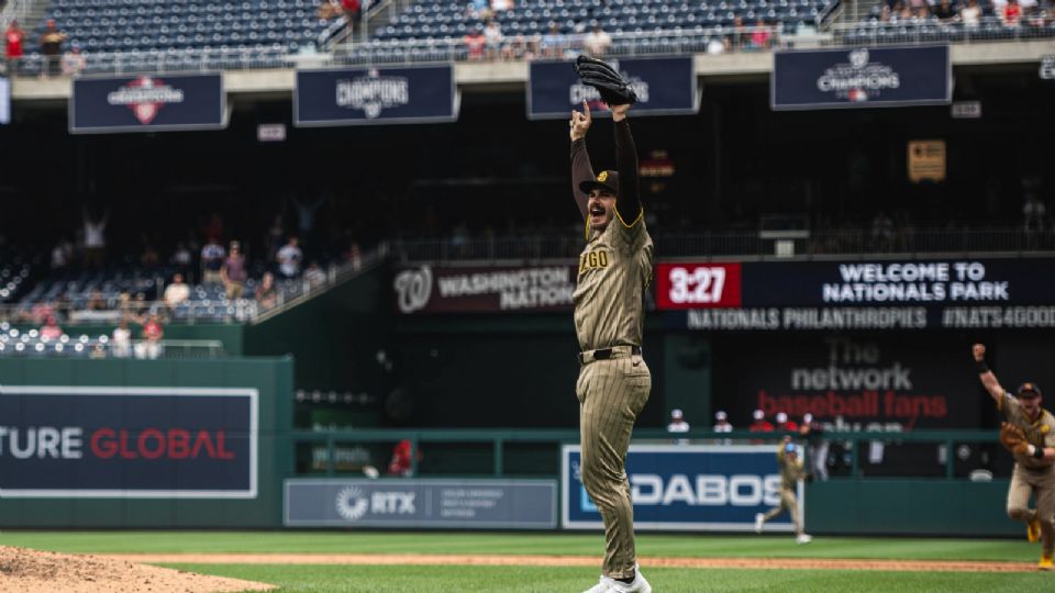 Dylan Cease se convirtió en el segundo lanzador en la historia de los Padres de San Diego en lanzar un juego sin hit ni carrera en las Grandes Ligas.