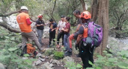 Rescatan a 4 personas en el cerro de La Silla, una de ellas es menor de edad