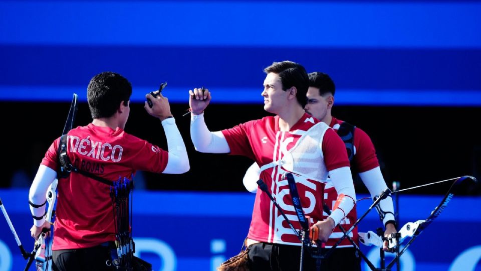 Matías Grande, Bruno Martínez y Carlos Rojas no pudieron avanzar a la siguiente ronda en la competencia por equipos de tiro con arco.