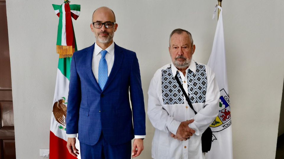 Miguel Treviño (izq.) y Mauricio Fernández en su reunión de transición