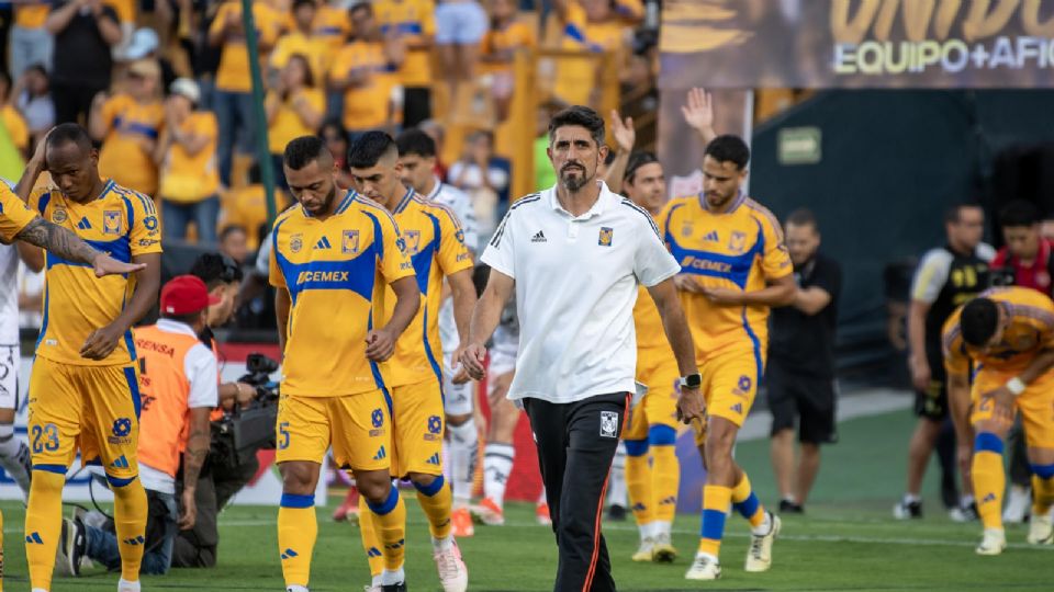 Veljko Paunovic, entrenador de Tigres.