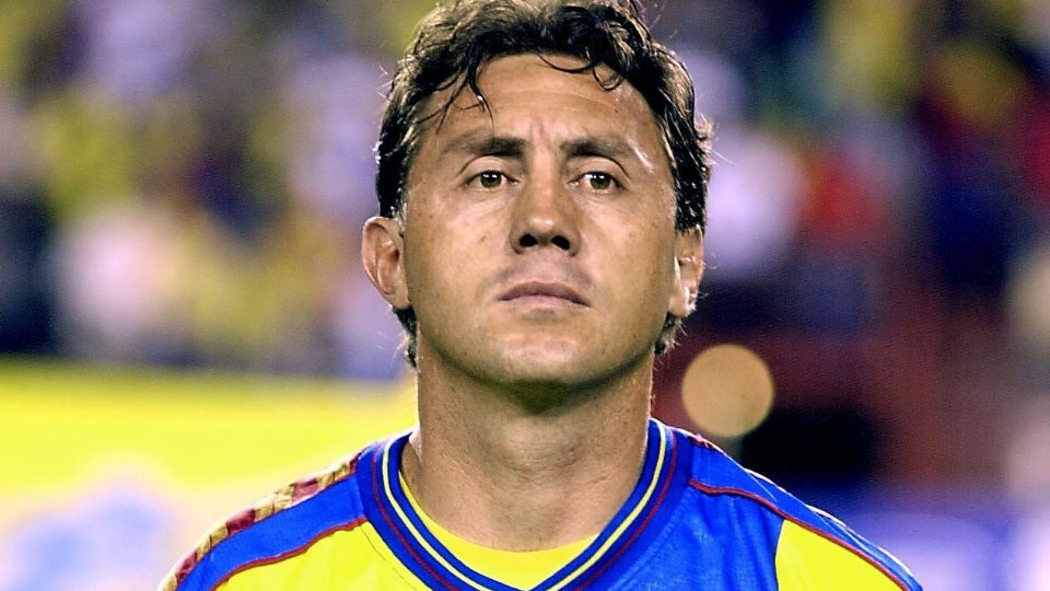 Álex Aguinaga, quien actualmente es analista, fue una figura importante para Ecuador en su etapa como jugador.