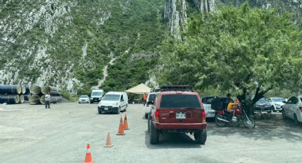 Pese a restricción, visitantes se divierten en La Huasteca