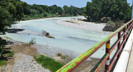 Rescatan a 2 personas que llevaban 2 días atrapadas en el río Pilón