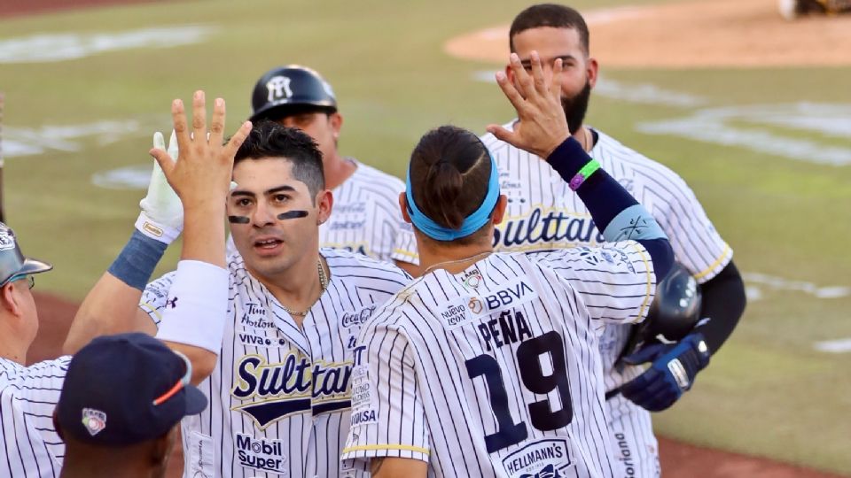 Christian Villanueva y Ramiro Peña son algunos de los líderes de Sultanes de Monterrey