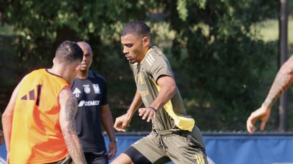 Joaquim debutó oficialmente con Tigres.