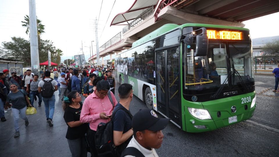 Camión urbano en zona metropolitana