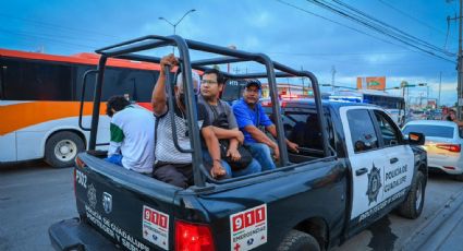 Trasladan en patrullas de Guadalupe a ciudadanos ante falta de camiones