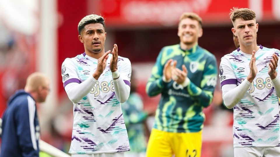 Julián Araujo hizo su debut en la Premier League ingresando como sustituto en el empate del Bournemouth ante el Nottingham Forest.