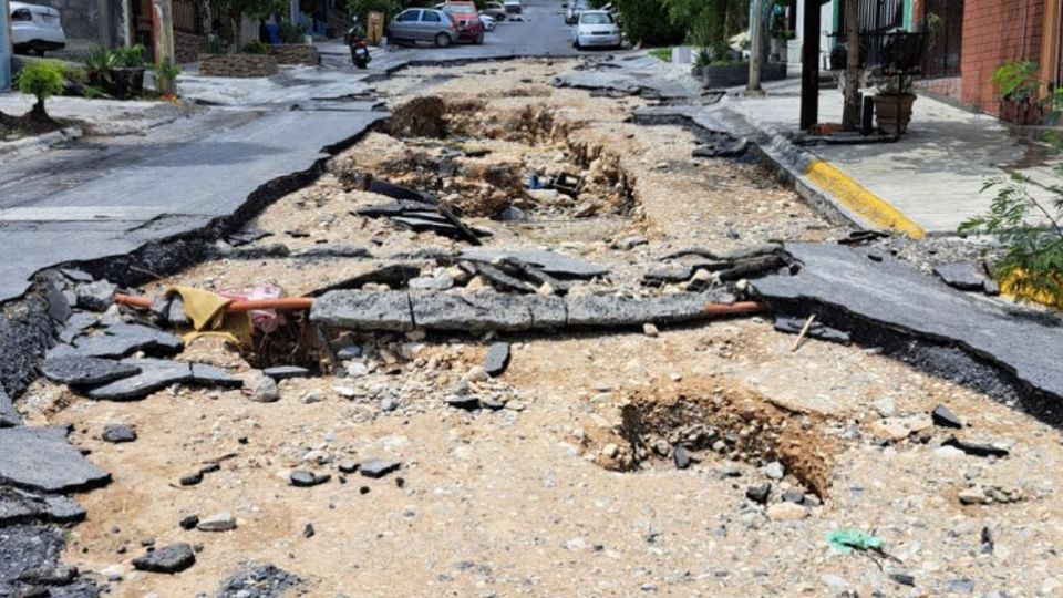 Calles deterioradas tras paso de Alberto.