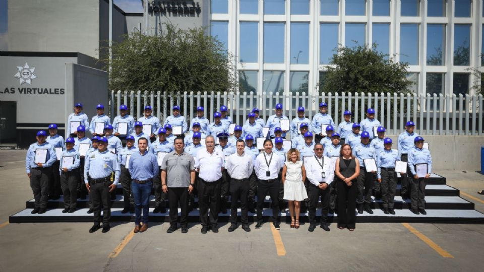 Cadetes graduados.