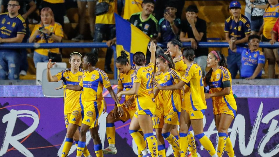 Goleada histórica: Tigres Femenil humilla a Rayadas en el Universitario