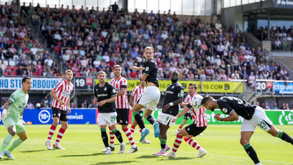 Feyenoord y Sparta Rotterdam empataron a un gol.