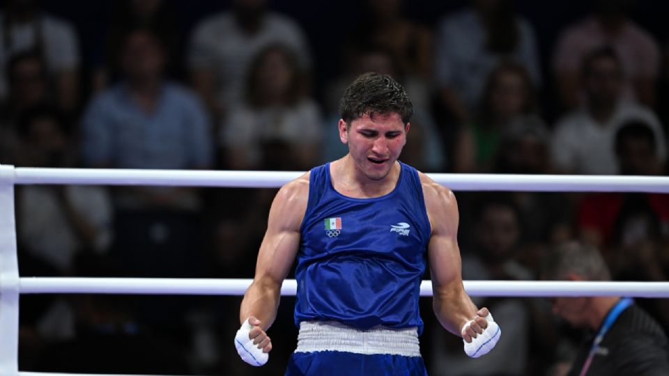 Marco Verde continúa haciendo historia para el boxeo mexicano y pone en alto el nombre del país.