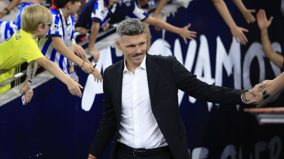 Fernando ‘Tano’ Ortiz, entrenador de Rayados.