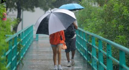 Cae sorpresiva lluvia en Monterrey y municipios de la zona metropolitana