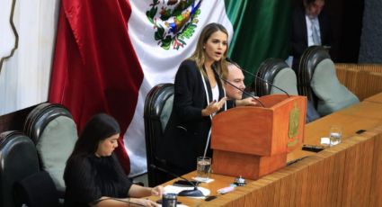 Lorena de la Garza defiende votación en Congreso de NL