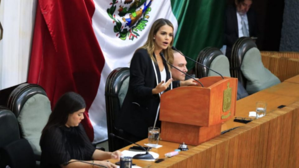 Lorena de la Garza, diputada del PRI.