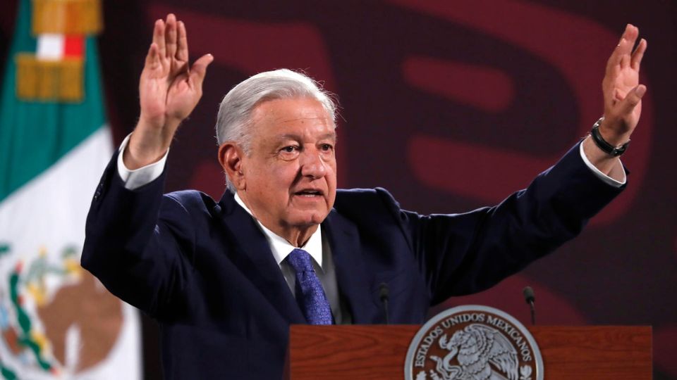 Andrés Manuel López Obrador, participa este martes durante una rueda de prensa matutina en Palacio Nacional | EFE/Mario Guzmán