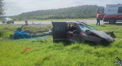 Volcadura de camioneta en Los Ramones deja 3 lesionados