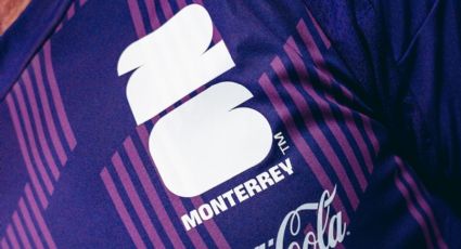 Presentan jersey que utilizarán las ‘Leyendas’ en Monterrey