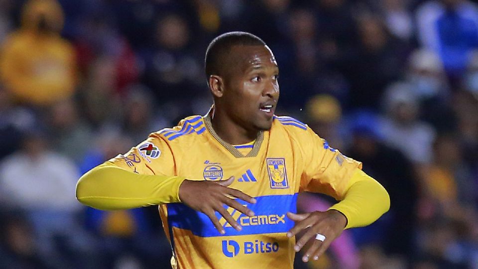 Samir Caetano sigue sin encontrar equipo y su futuro en Tigres es incierto.