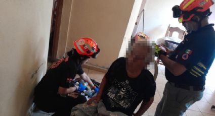 Abuelito cae en sanitario y queda atorado por 12 horas en Monterrey