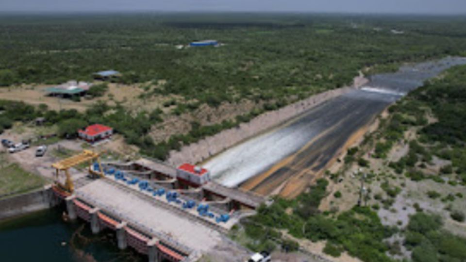 Desfogan presa Cerro Prieto por tercera vez.