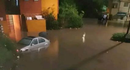 Fuerte lluvia azota a Salinas Victoria; inunda 130 casas