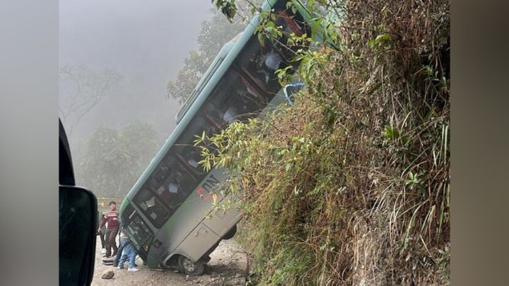 Autobús con turistas mexicanos se desbarranca en Machu Pichu