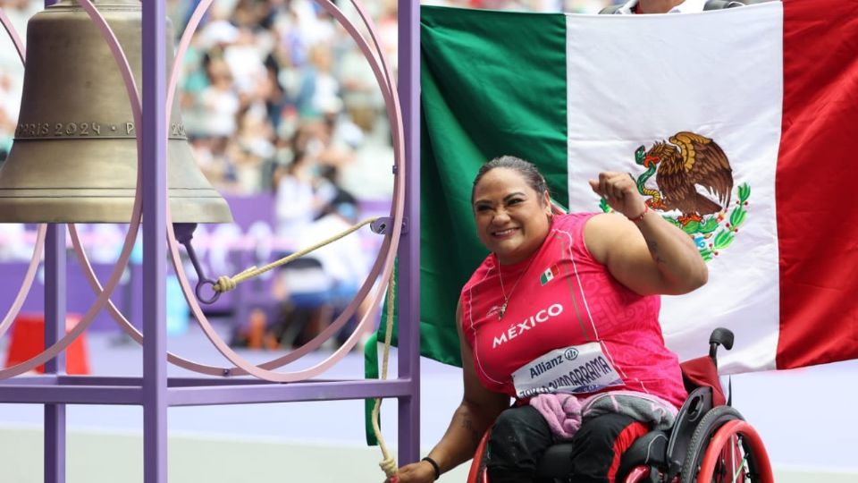 Gloria Zarza ganó la primera medalla de oro para México en los Juegos Paralímpicos de París 2024.