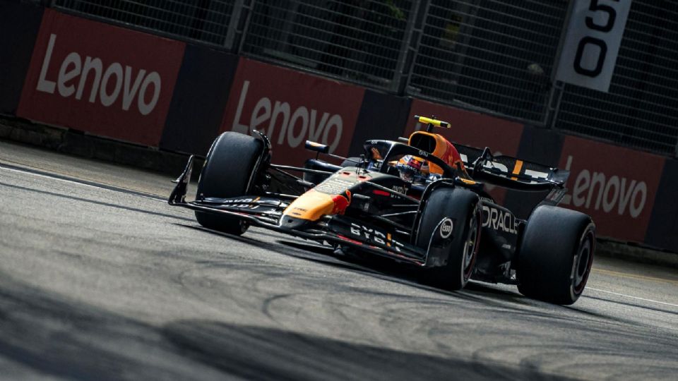 Checo terminó P13 tras no clasificar a la Q3