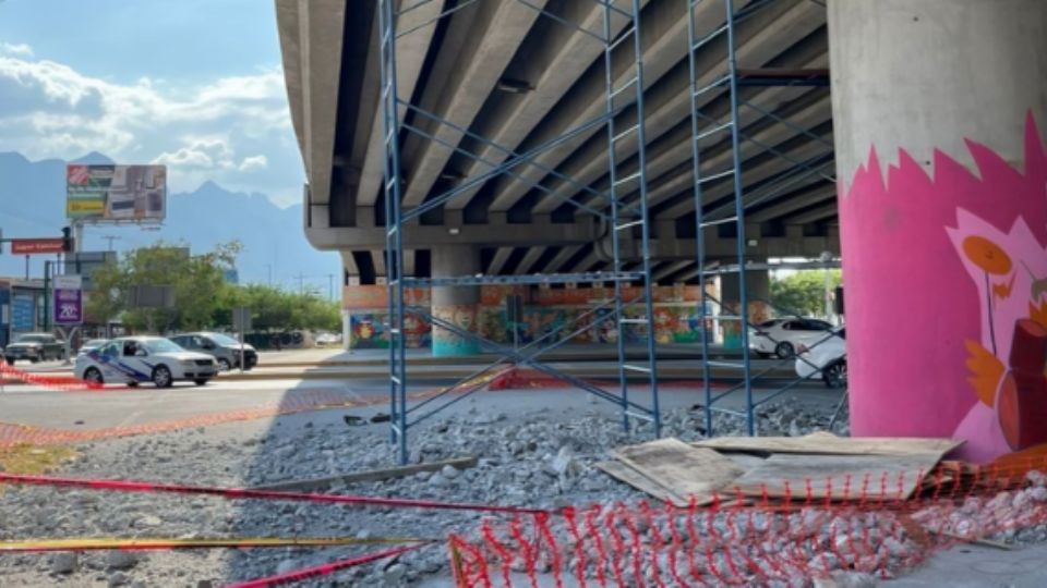 Puente de la avenida Gustavo Díaz Ordaz de la colonia La Fama.