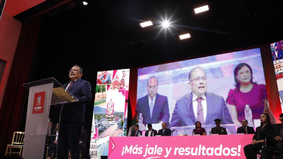 Andrés Mijes en su informe y toma de protesta del segundo trienio como alcalde de Escobedo.