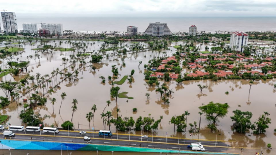 Solicitan declaratoria de emergencia en Acapulco.