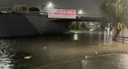 Se inunda tramo de la Av. Constitución por fuertes lluvias