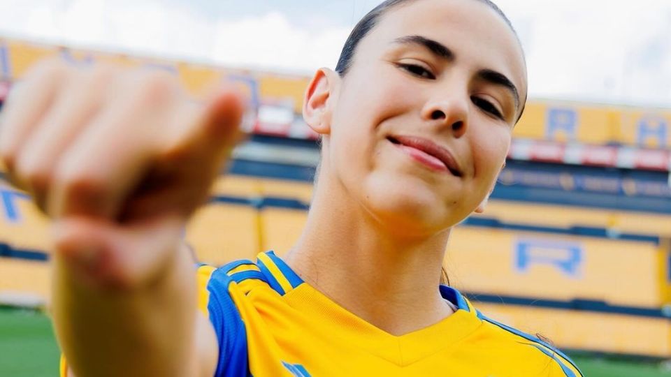 La defensora de Tigres Femenil sufrió un desgarro parcial del tendón rotuliano izquierdo.