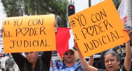 Trabajadores del Poder Judicial protestan en el Senado contra reforma de AMLO