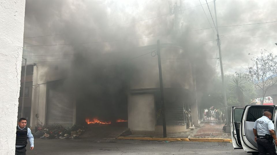 Local incendiado ubicado en el centro de Monterrey