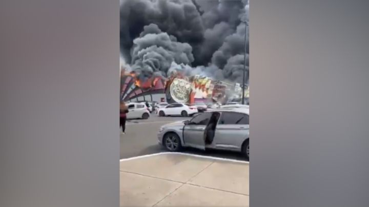 Incendio en plaza de Culiacán pudo generarse por trabajos de soldadura: Protección Civil