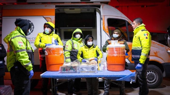 Operativo Carrusel: Entregan chocolate caliente en hospitales de Monterrey