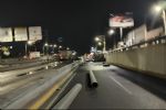 Cierran Morones Prieto en Monterrey tras volcadura de tráiler; reportan tráfico lento
