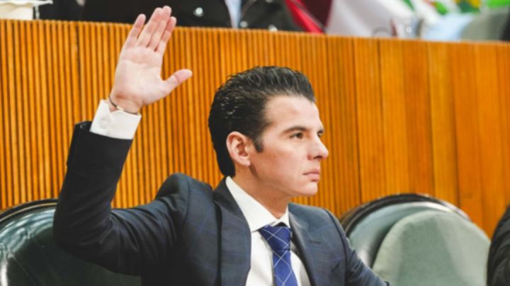 Miguel Flores asegura mantener diálogo con otras bancadas del Congreso local