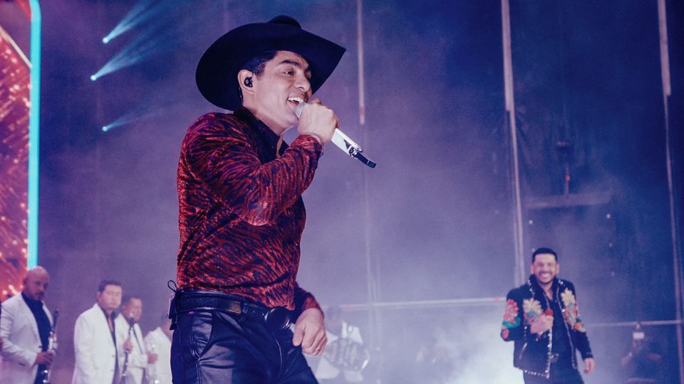 Víctor García, cantante mexicano | Facebook / Víctor García