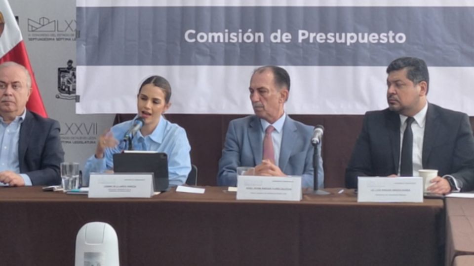 Autoridades de la Fiscalía de Nuevo León.