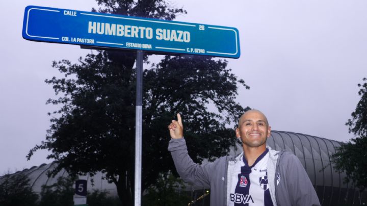 Nombra Rayados ‘Humberto Suazo’ a calle en el ‘Gigante de Acero’