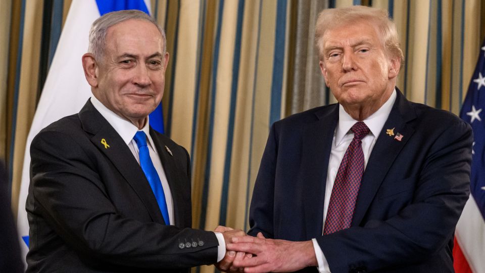 Trump invitó a Netanyahu a la Casa Blanca para discutir la ampliación de los acuerdos de paz y un diálogo firme con Siria.