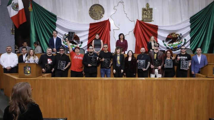Congreso local entrega reconocimiento por 30 años de la 'Avanzada Regia'